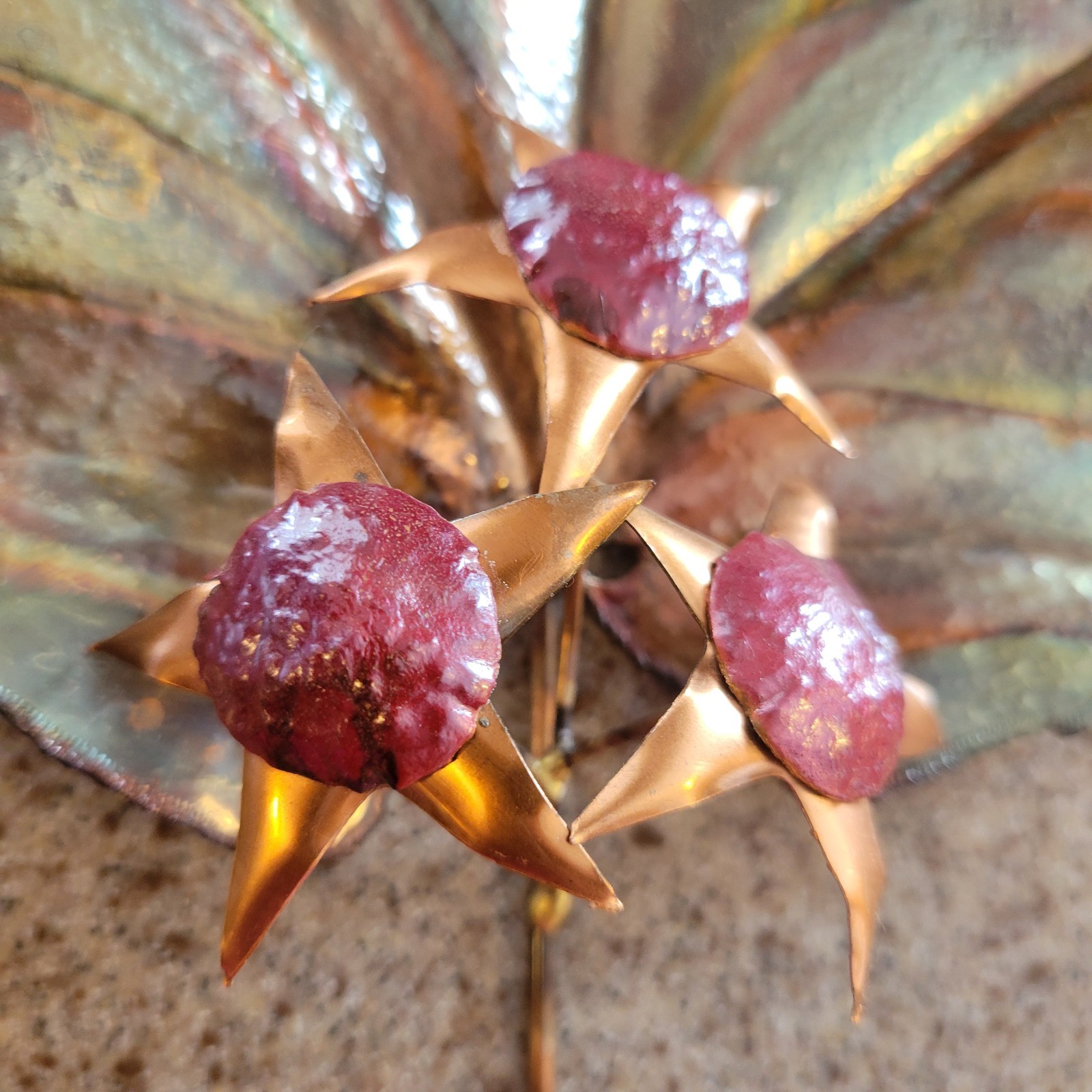 Maple Leaf embellished decor copper finished metal star shaped petals garden