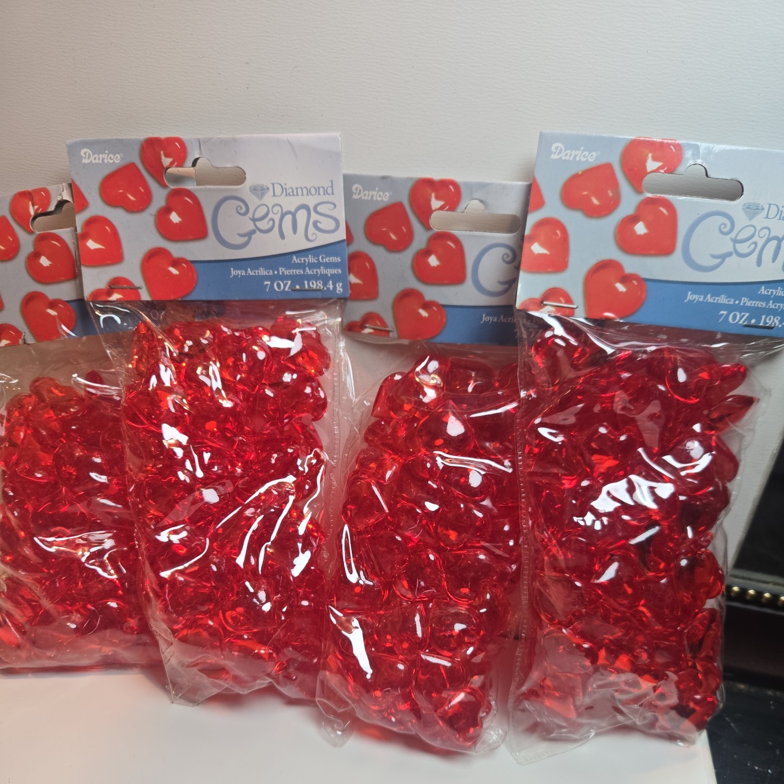 Diamond Gems Floral Hearts Red Vase Filler 7 Ounces (4 pack)