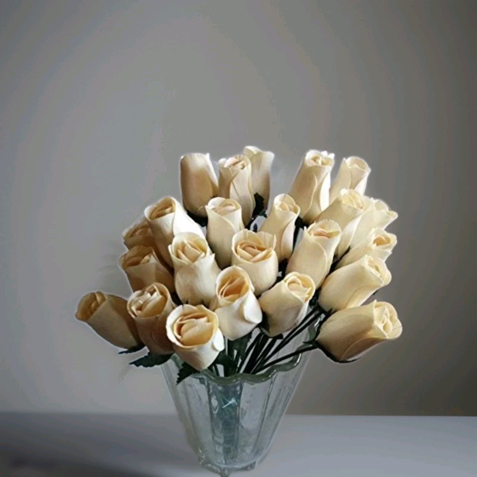 24 pc Beautiful Realistic Ivory White Wooden Roses Standard Version
