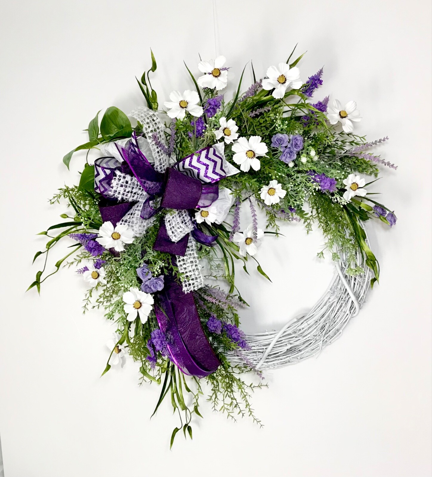 SPRING WHITE GRAPEVINE WREATH FRONT DOOR PURPLE SPRING FLOWERS HANDMADE NEW