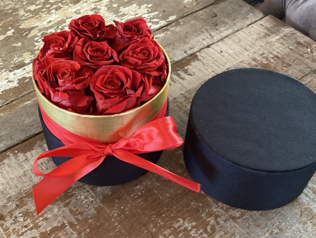 Preserved Flower Forever Eternal Rose Box Red Black