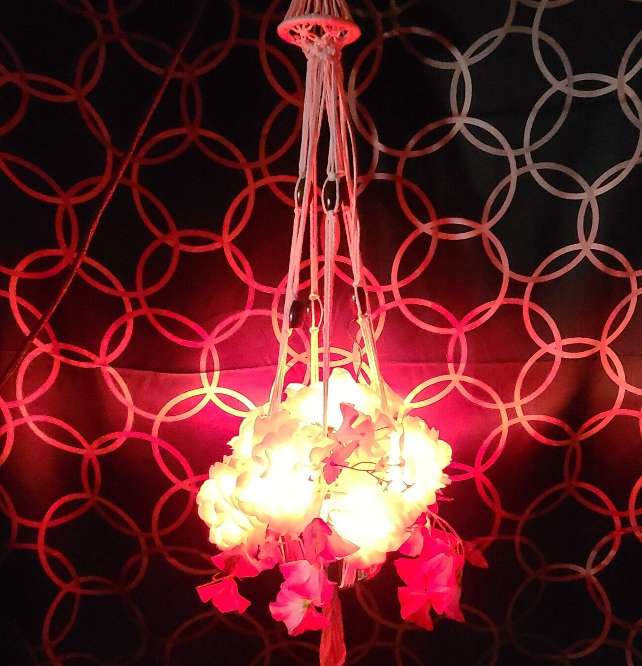 Hanging Plant Faux Red Flowers Macrame Lighted 46″ Vintage Retro Decor see video