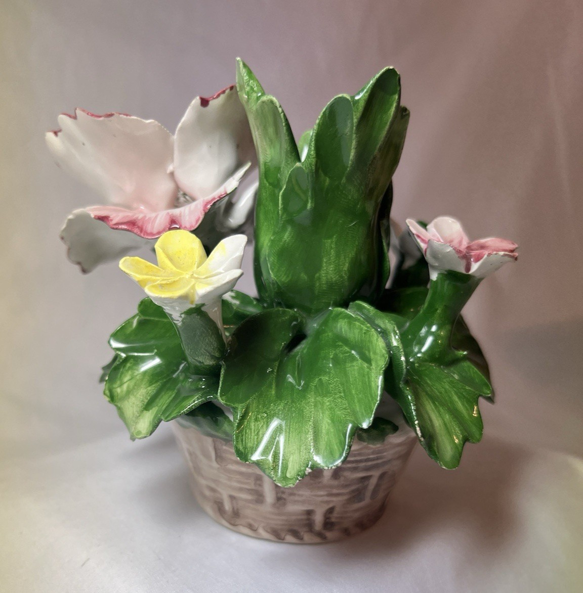 Vtg NUOVA CAPODIMONTE Flower Basket Candle Holder F.lli Savastano – NA Italy