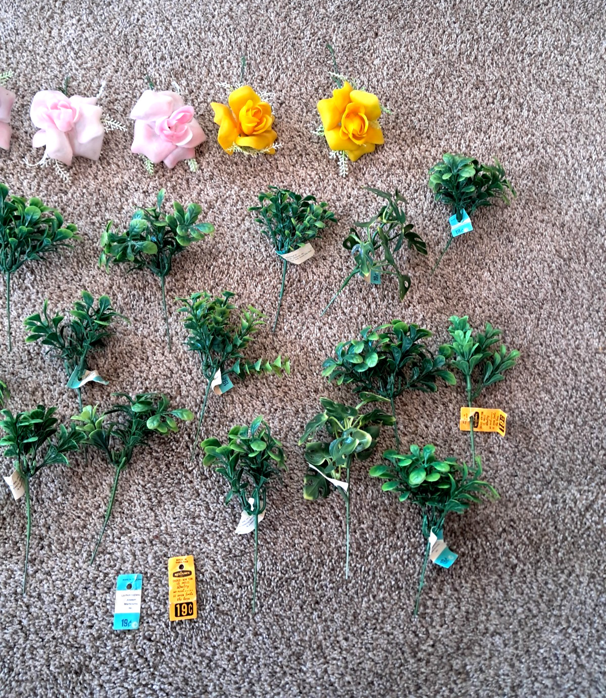 NOS 28 Pieces Vintage Retro Plastic Flowers and Greenery New with Tags