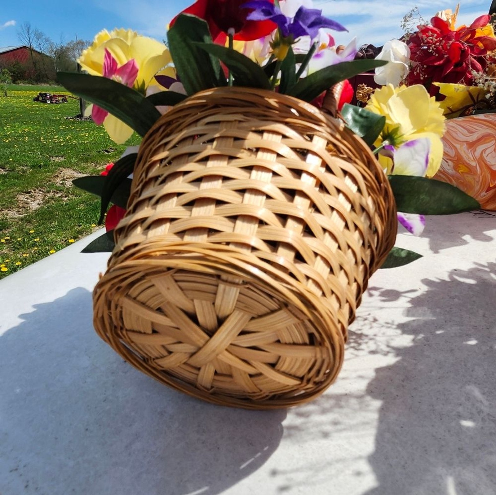 Hand Crafted Floral Table Centerpiece Fall Spring Daffodil Basket