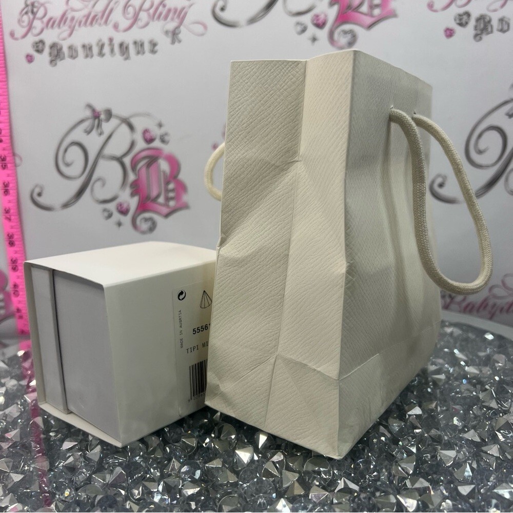 Sparkling Hill Resort Crystal Pyramid teepee figurine fox primary Multicolor