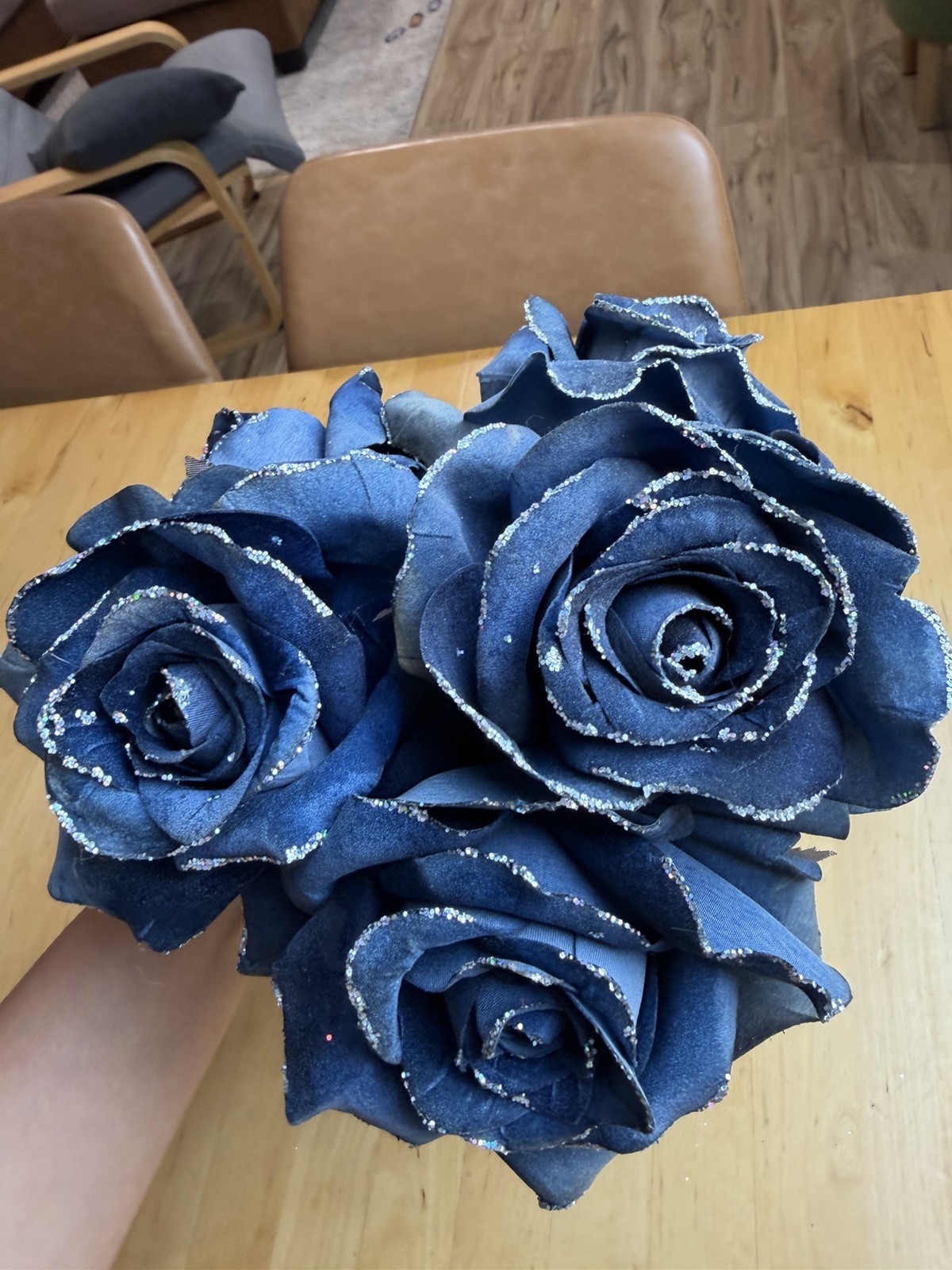 Set of 5 Navy Blue Velvet Roses Glitter Edge Long Stem Artificial Flowers 20”