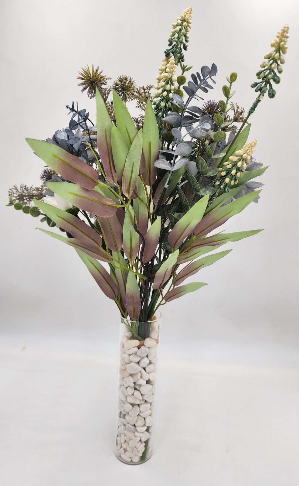 2 beautiful flower arrangements with vases included blue and white stands 20″