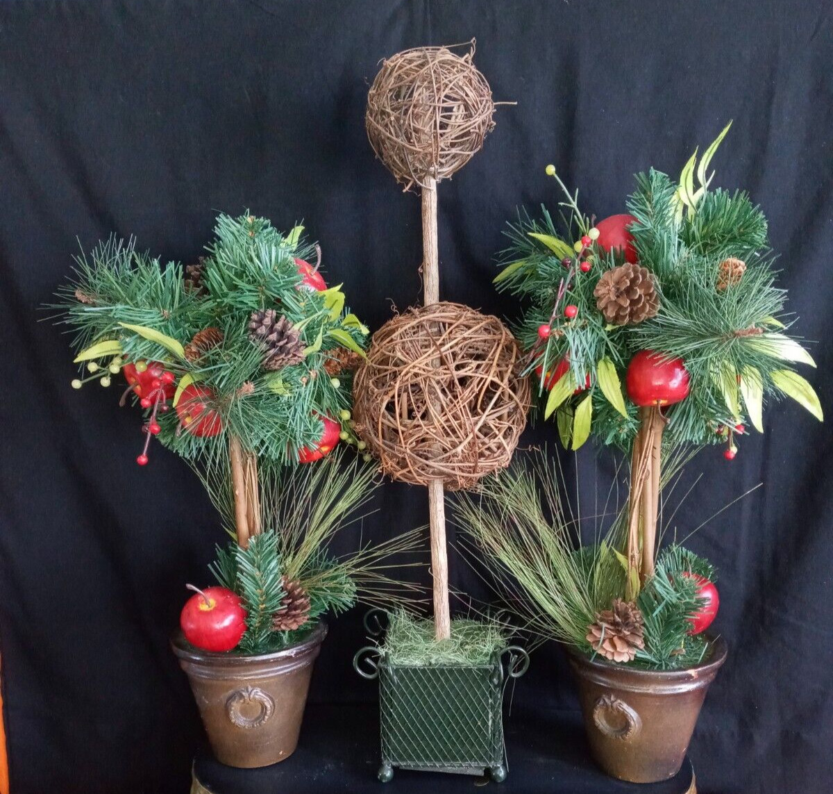 lot of 3 Topiaries 2 (18″) Apple Pinecone 1 ( 24″) Double Grapevine Topiary