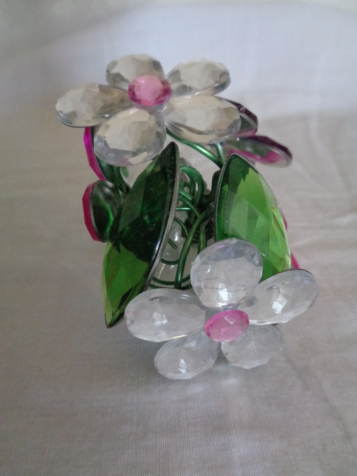 Plastic Daisy Decoration (#6245)