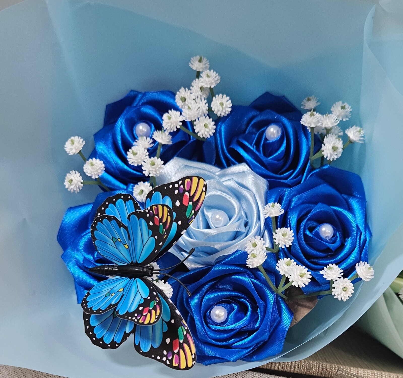 Ramo De Flores Eternas De Satin Hechas A Mano Para Regalar