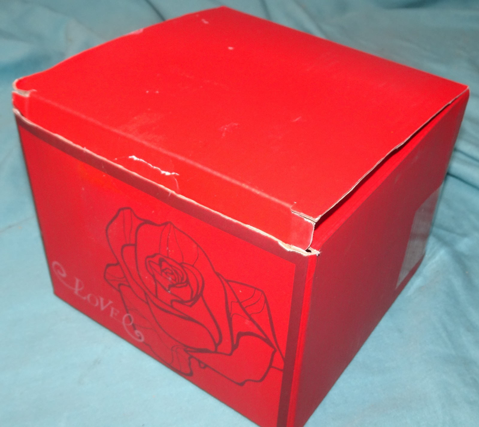new open box Preserved Real Red Rose Gift Box with Heart Necklace Eternal Flower