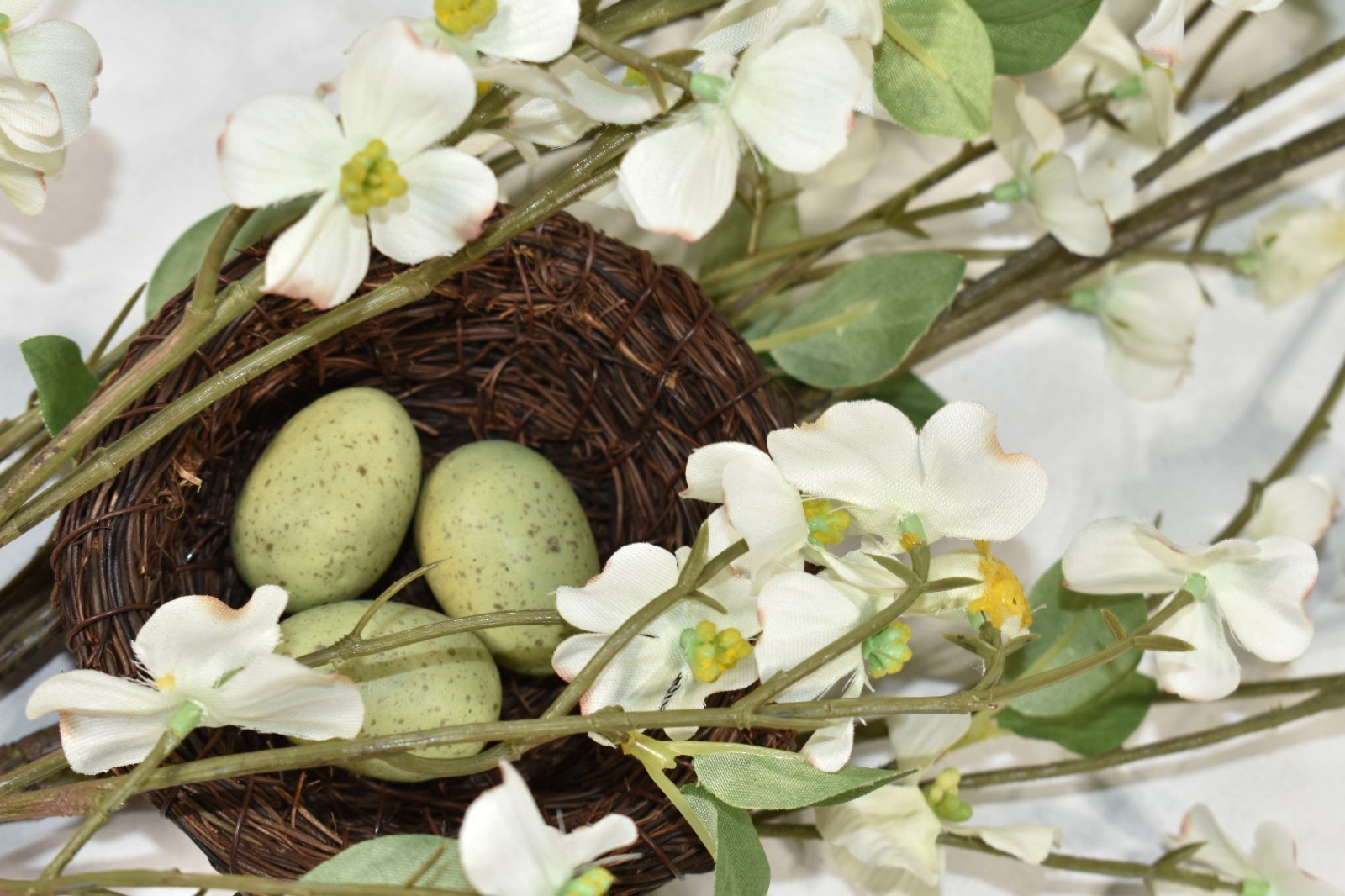Pottery Barn Faux Dogwood Branch w/ Nest & Eggs Artificial Flowers 38″ Stem NEW