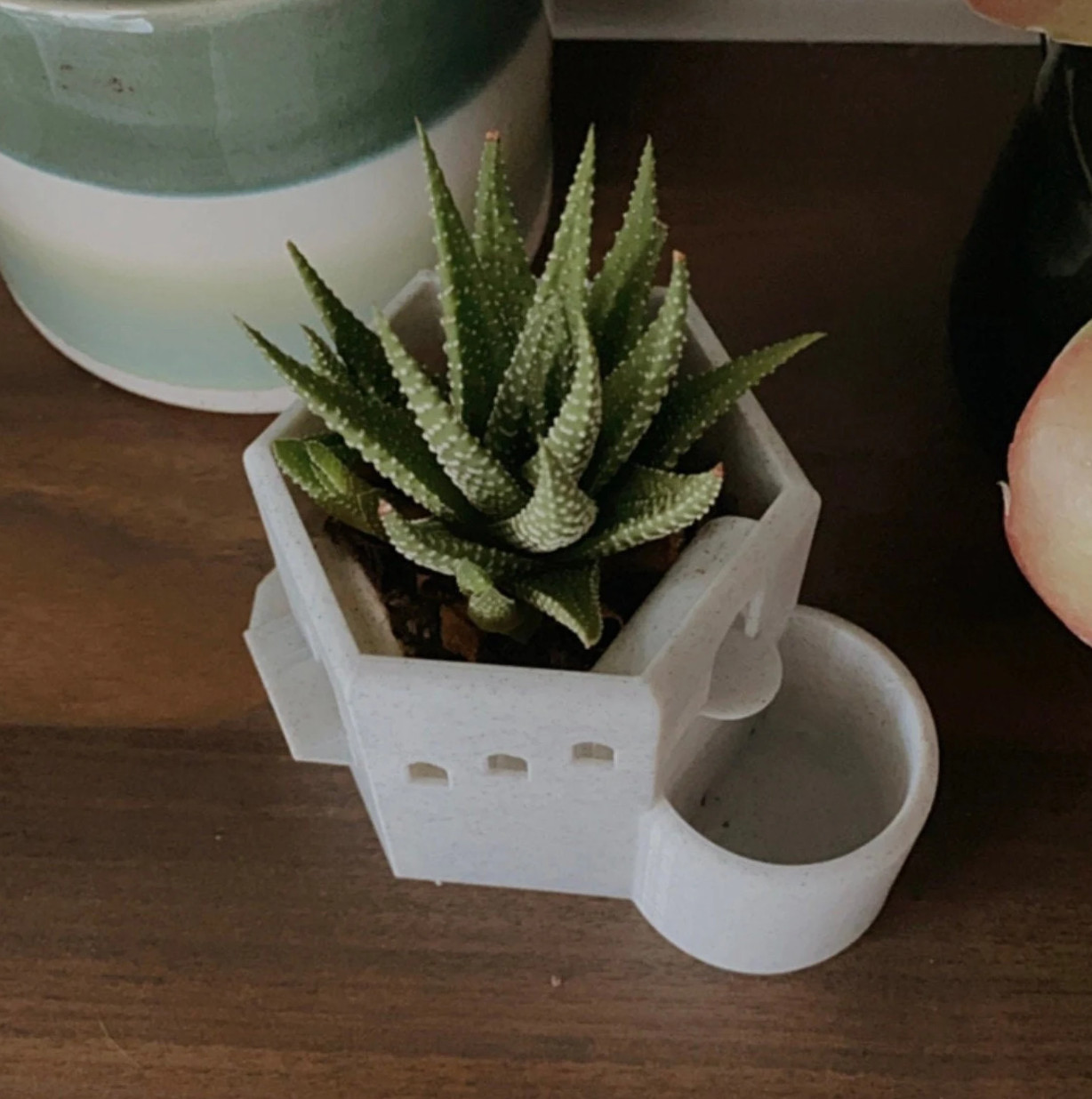 Decorative Tower Planter – Indoor Flower Pot