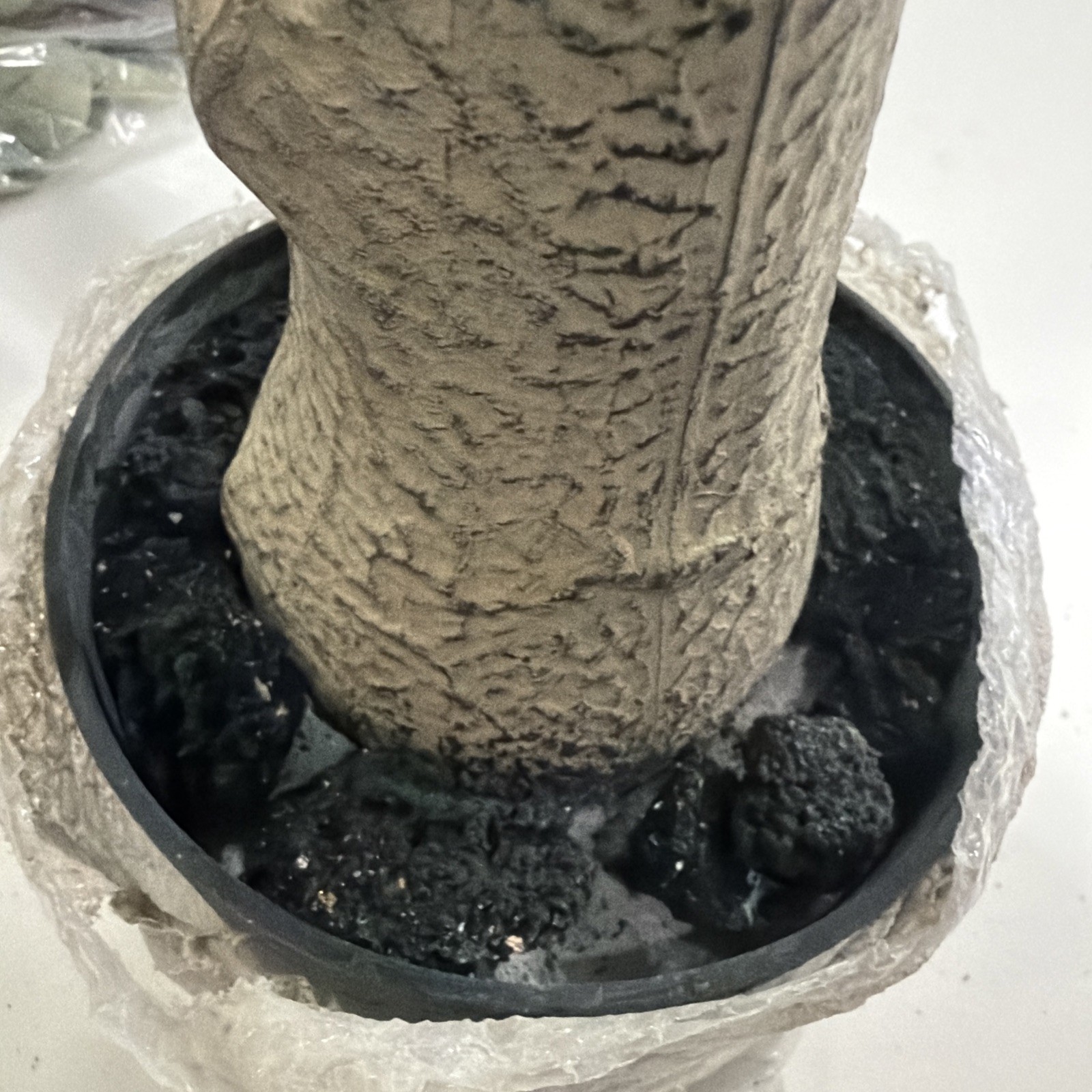 2 Pack 5 Ft Artificial Eucalyptus Trees. Read!