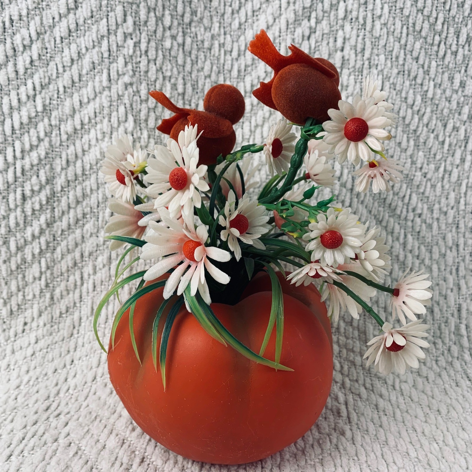 Vtg Christmas Home Decorative Products Tomato Floral Arrangement Flocked Birds