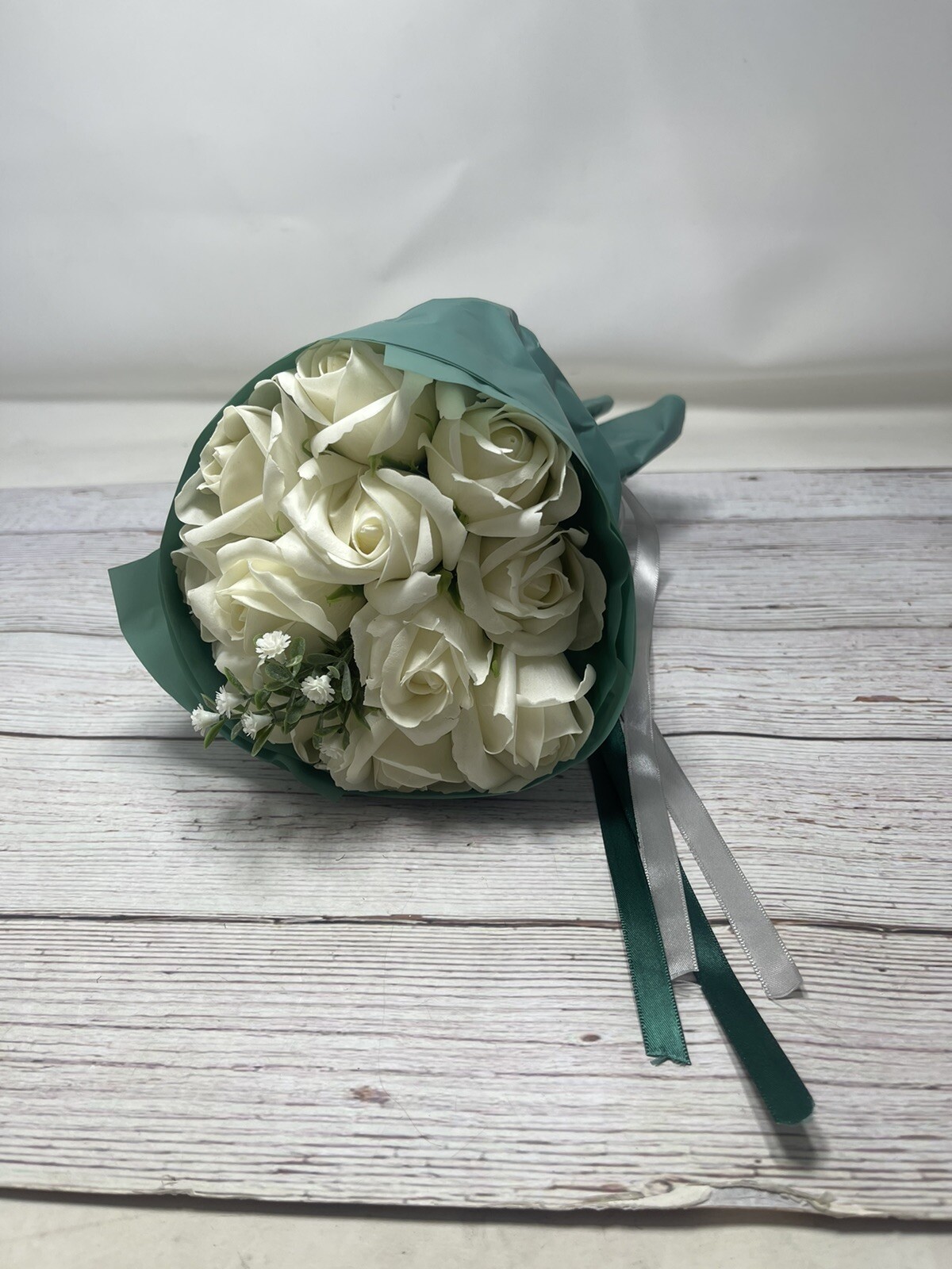 Artificial Whit Roses Flowers Bouquet of 11 White Roses Faux Roses Deco Nice