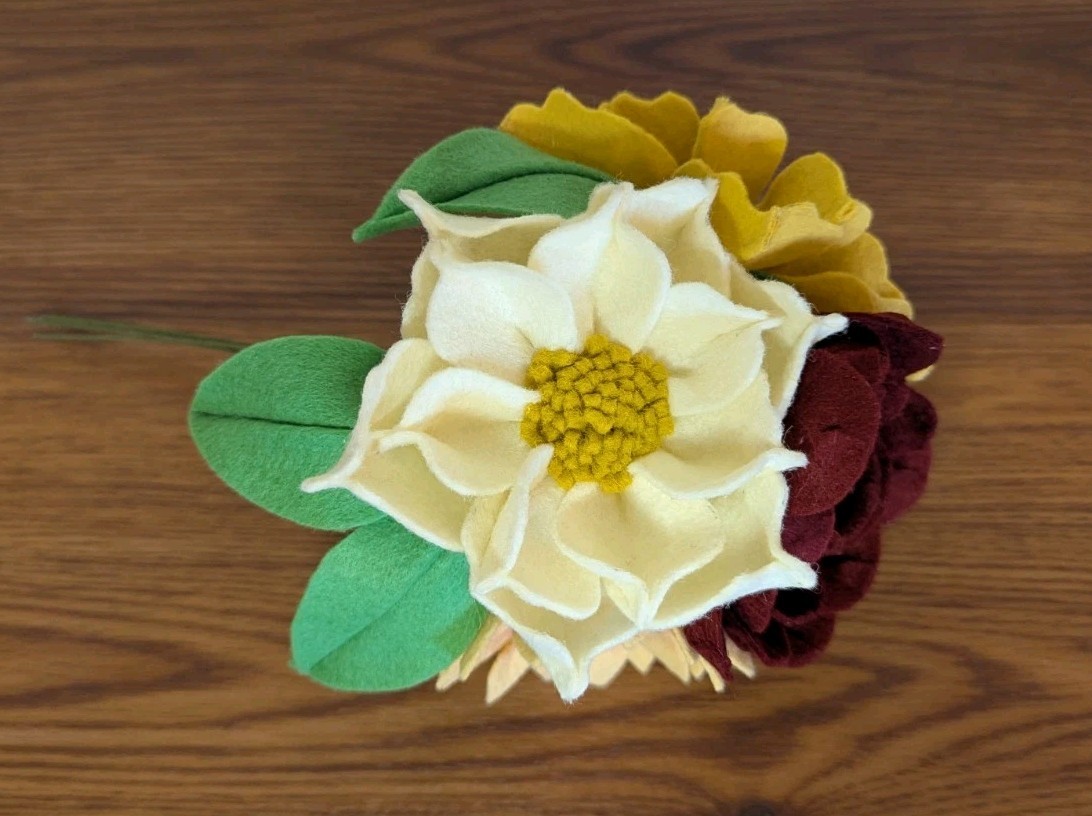 Beautiful Hand Cut Wool Blend Felt Flower Bouquet Gift Wrapped/Great Gift Idea!