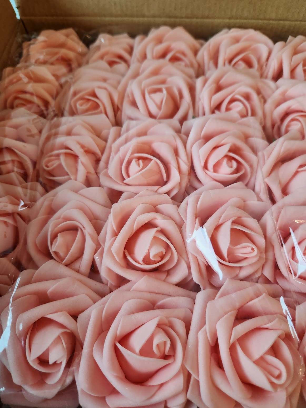 50pcs Artificial Flowers Foam Roses with Stems and 6 leaf pieces NEW