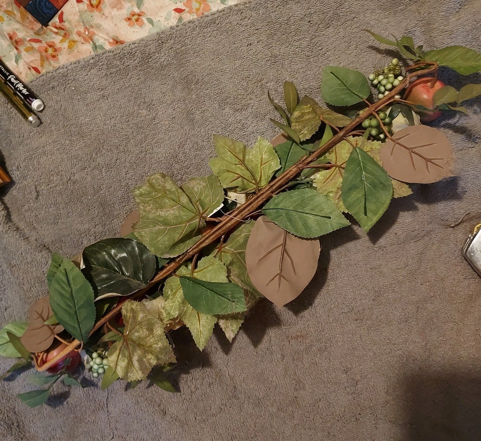 Vtg Floral Fruit Apple Swag Hanging Vine Roses Kitchen Farm Cottage 25 In READ