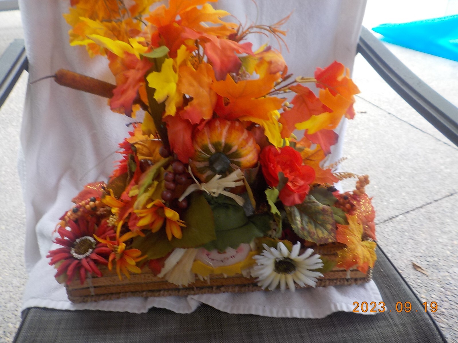 Fall Thanksgiving artificial centerpiece Floral arrangement plus leaf garland