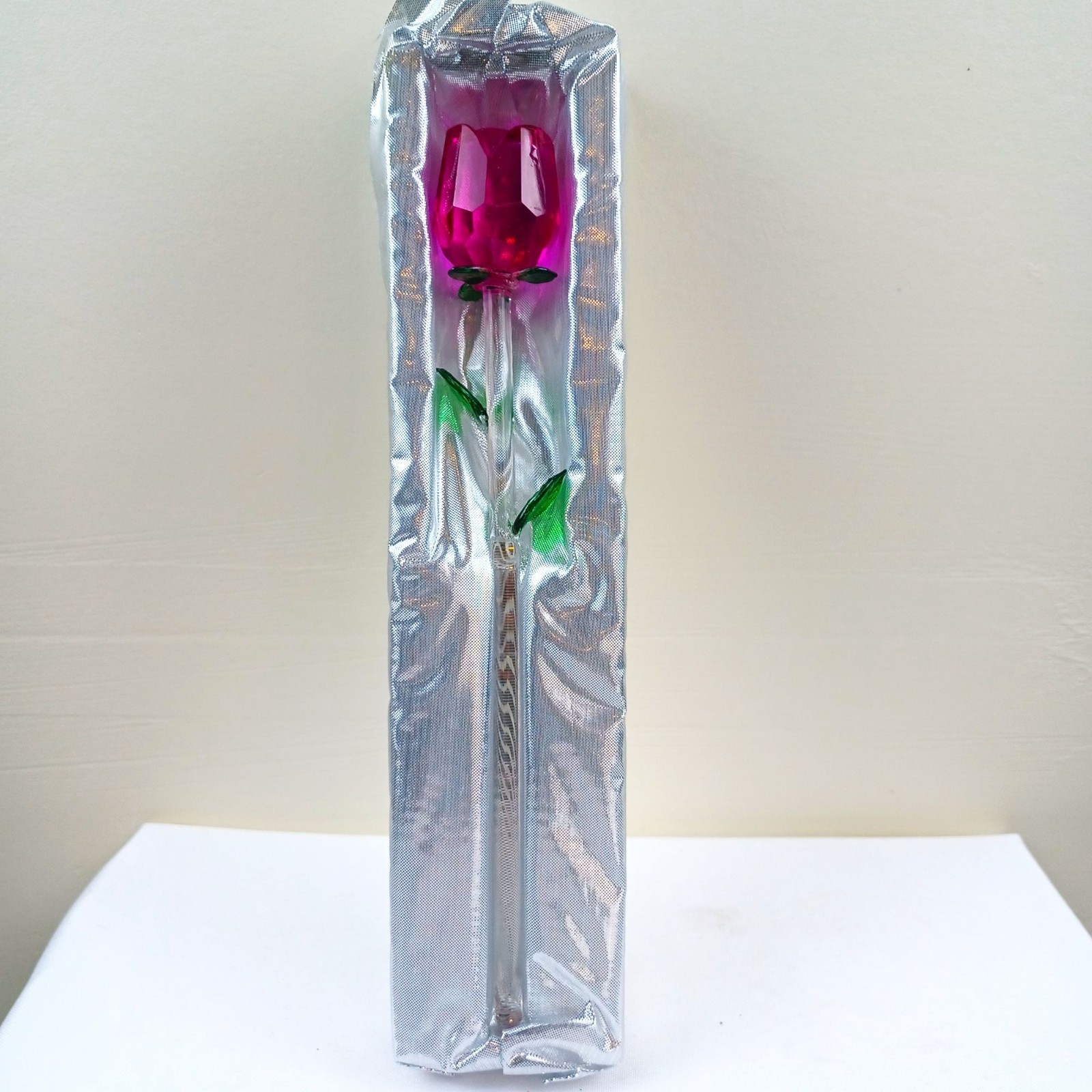Decorative Glass Rose In Original Box Pink Stem And Green Leaves 8 Inches Long