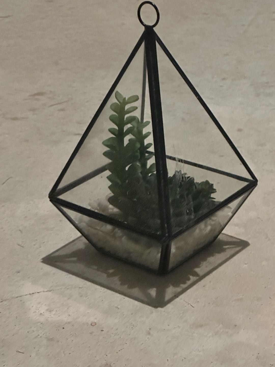 Geometric Pyramid Glass Hanging Terrarium with Artificial Succulents