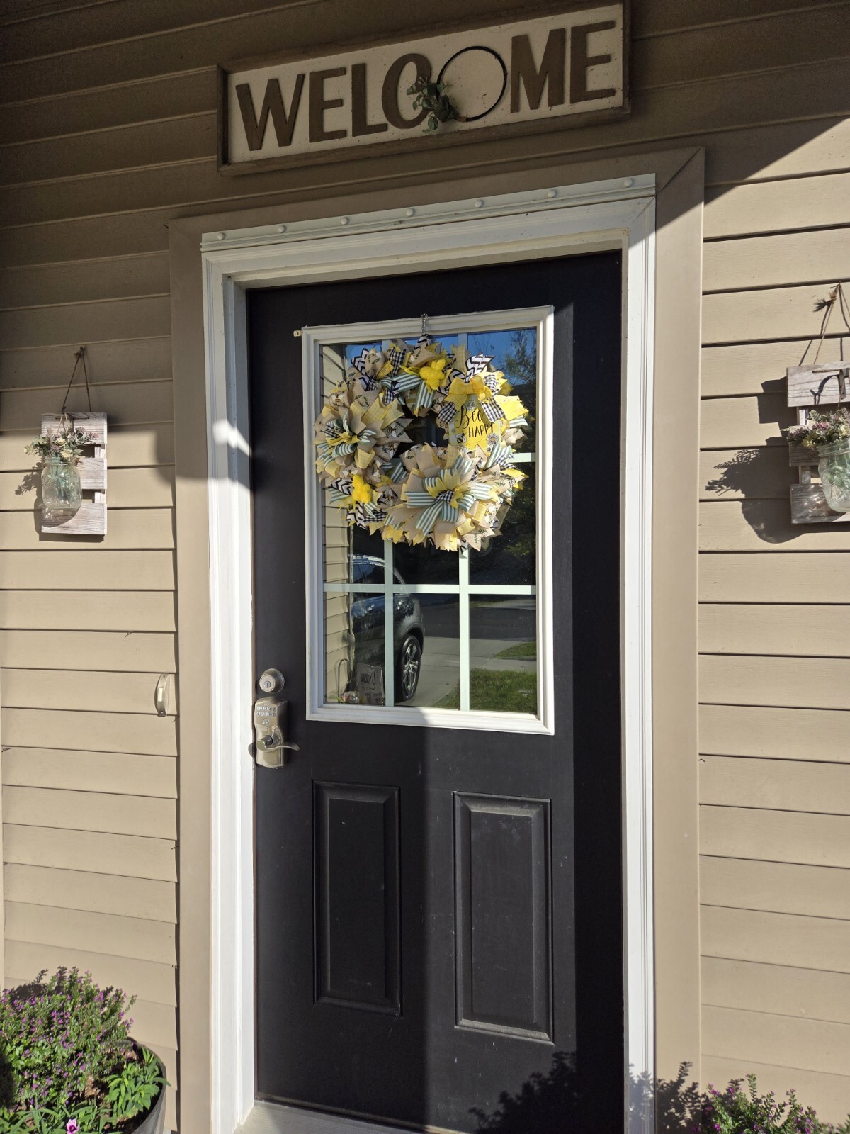 BEE happy WELCOME Spring Summer Fall Front Door Wreath Wall Decor Yellow Green