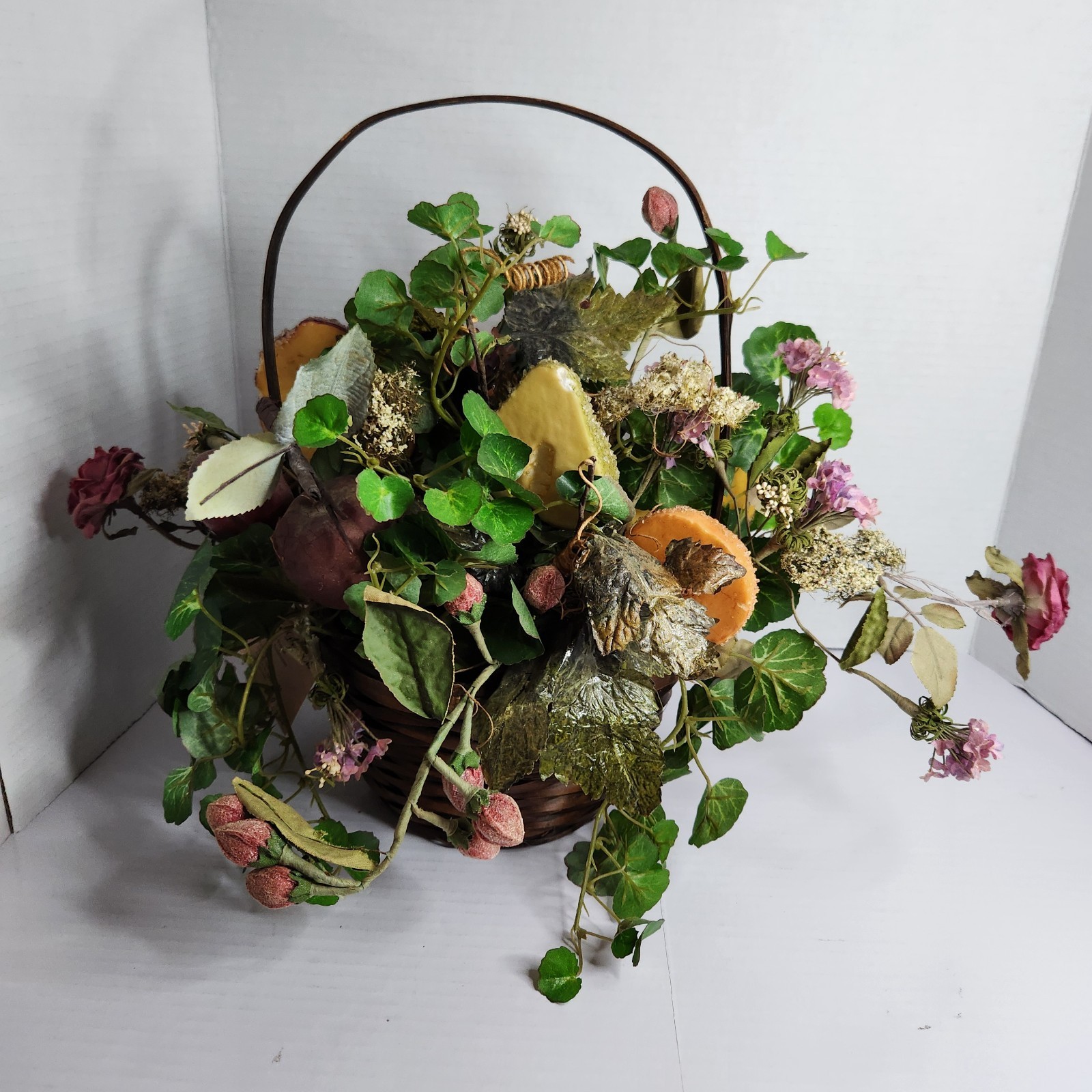 Vintage Floral Fruit Basket Centerpiece Cottagecore Rustic Farm Decor Handle