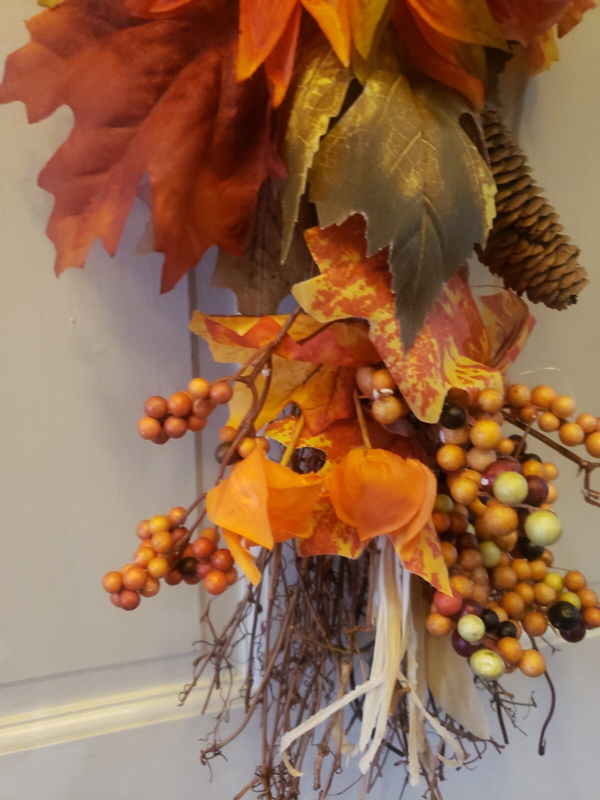 FLORAL & GRAPEVINE TEARDROP SWAG SUNFLOWER BERRIES PUMPKIN PINECONES 25″ LONG