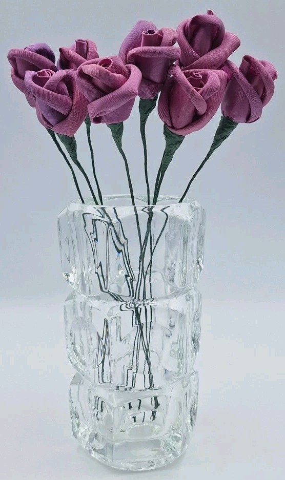 VTG Handmade Satin Ribbon Rose Bud Flower Bouquet Flexible Wire Stem Purple 8Pcs