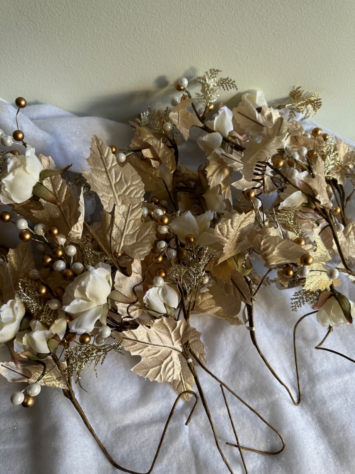Berry Cluster Tree Pick Plant Spray Decorations Gold Beads White and Bronze Leaf