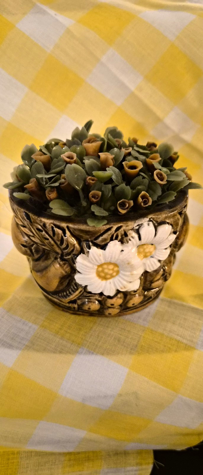 Vintage Artificial Rose Floral Arrangement & Centerpiece in Decorative Pot