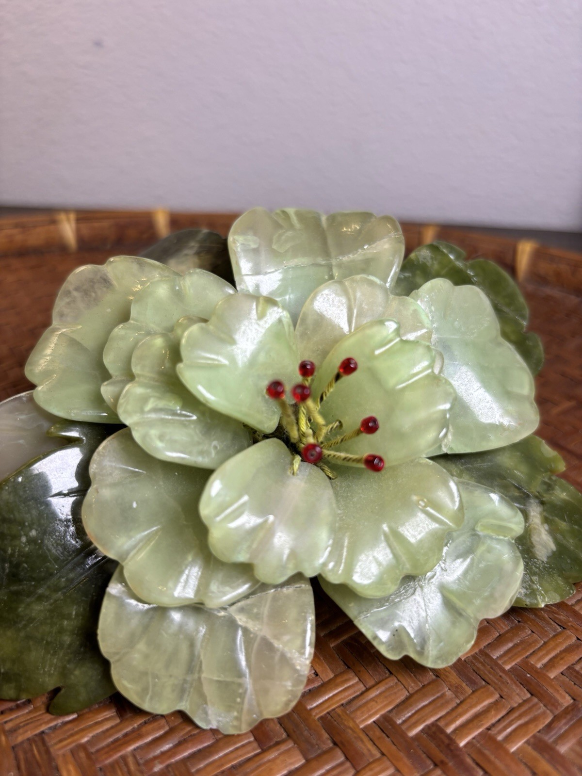 Vintage Jade carved flower