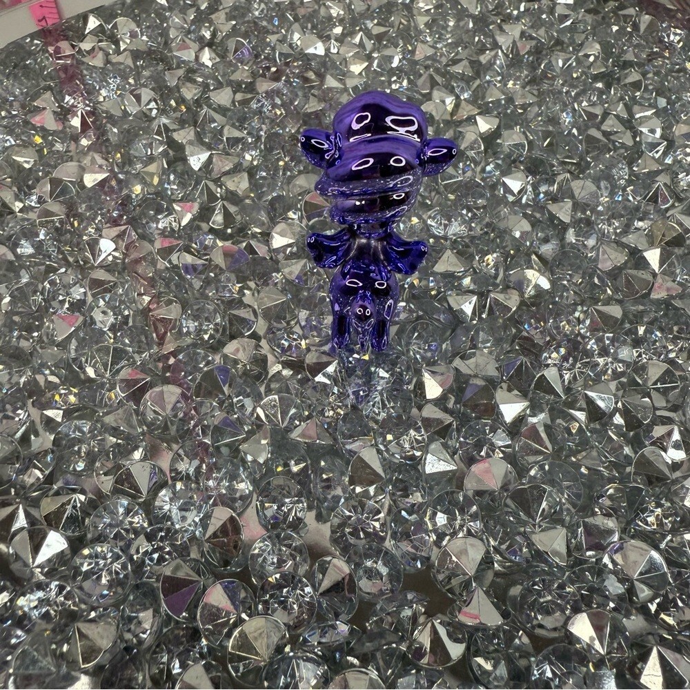 Tokidoki action figurine chrome purple Glossy Purple Glass Unicorn Figurine