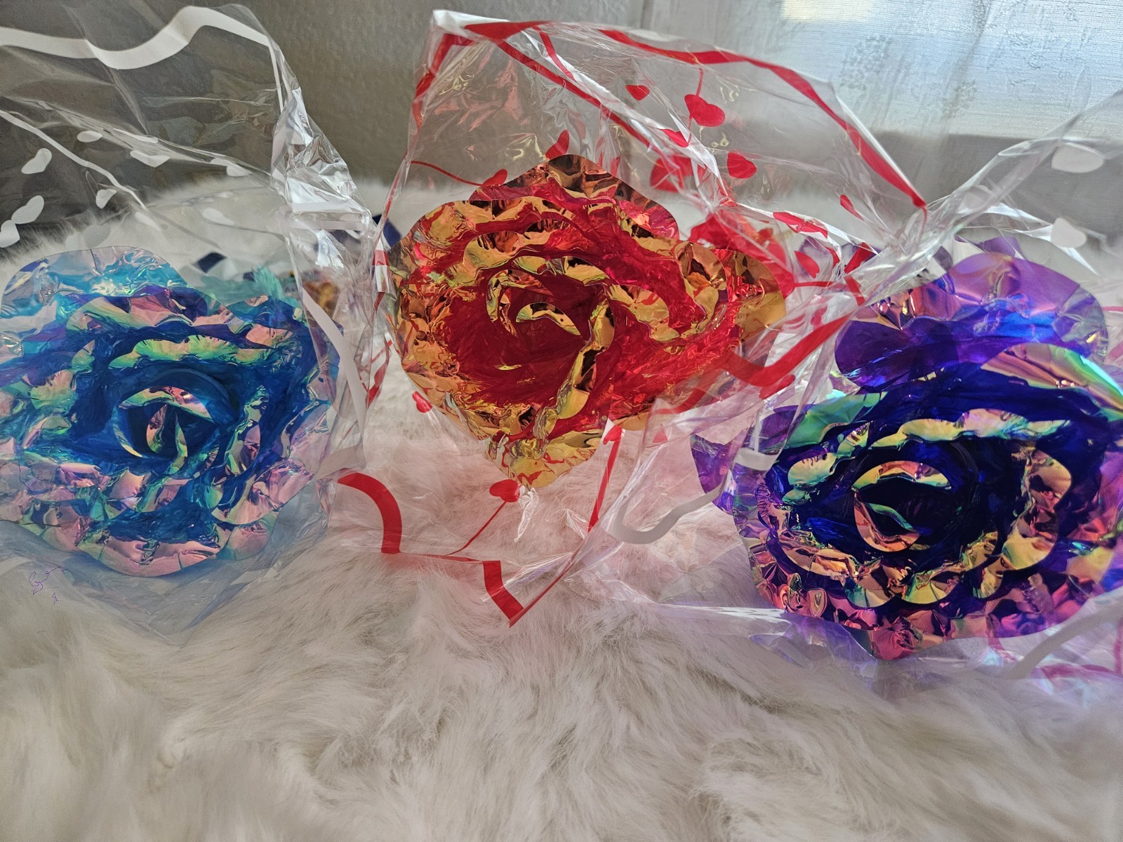 Assorted colors Artificial Rose Flower with Gold Stem