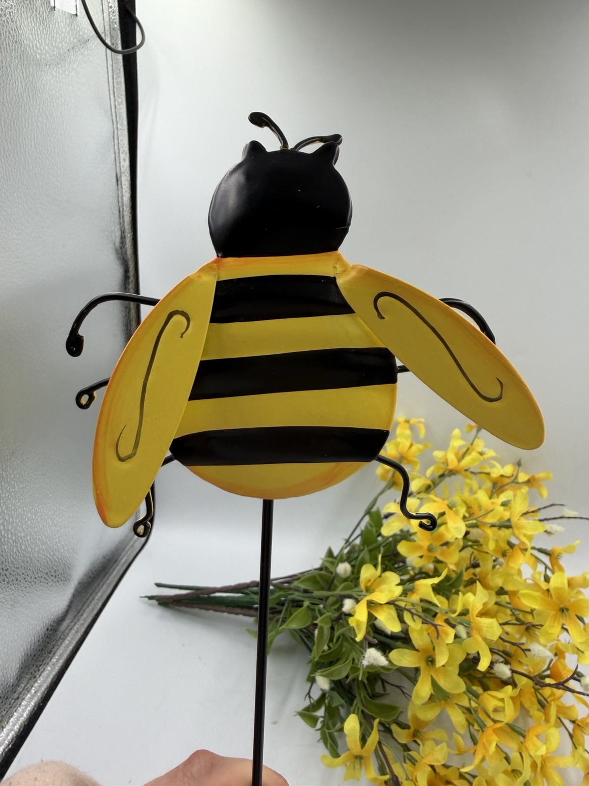 Bees – Flower Floral Arrangement – Spring Summer Decoration – Table Centerpiece
