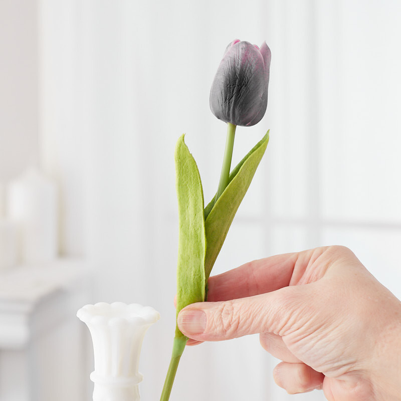 Package of 6 Realistic Artificial Purple Tulip Stems