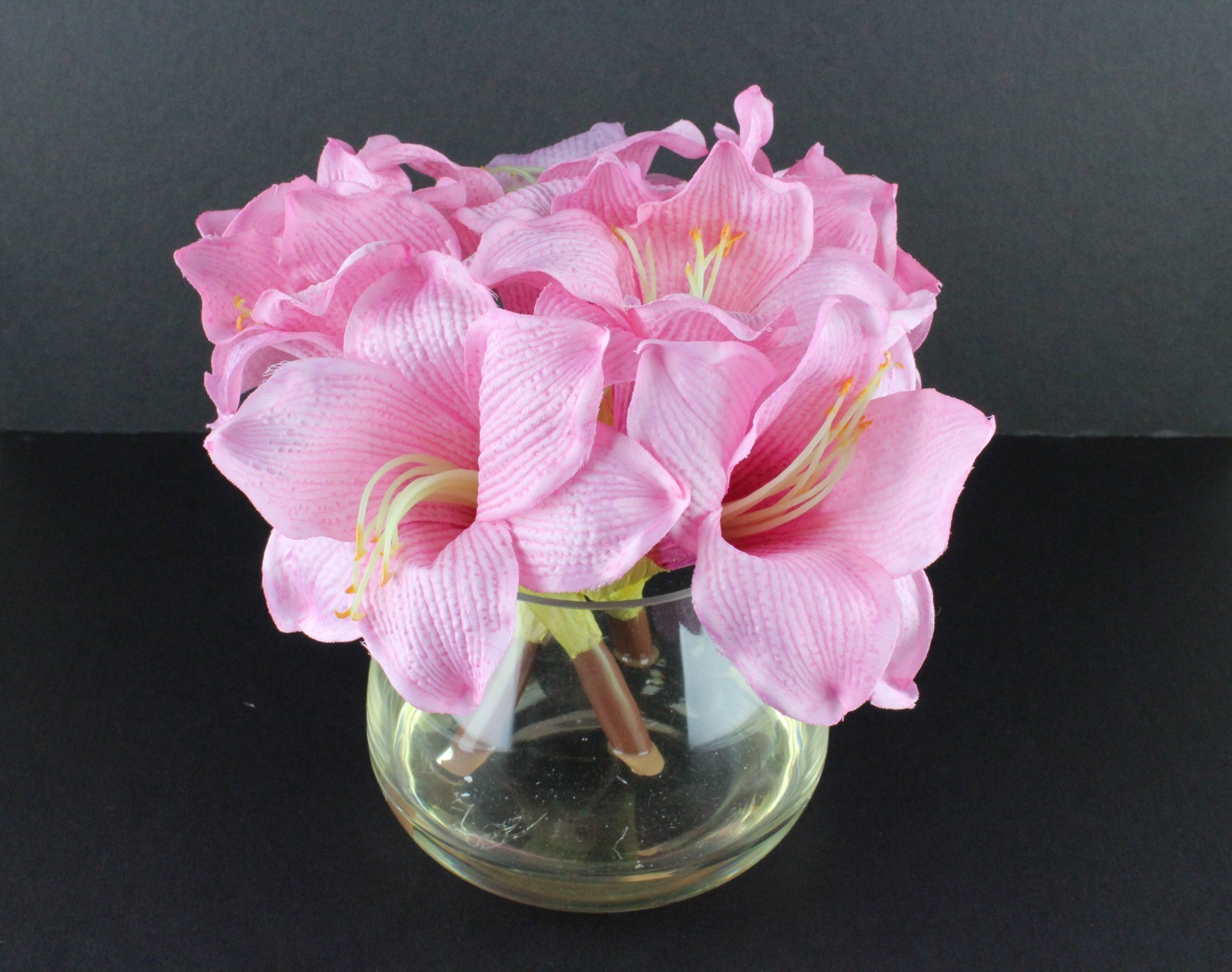 Pink Artificial Flower Arrangement Display Decorating Accent Piece Décor