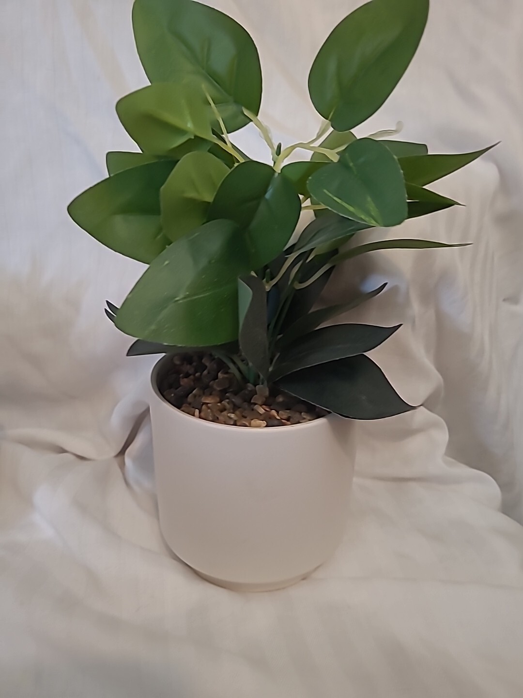 Set of 4 Decorative & Artificial Green Plants-White In Ceramic Pots W/baskets