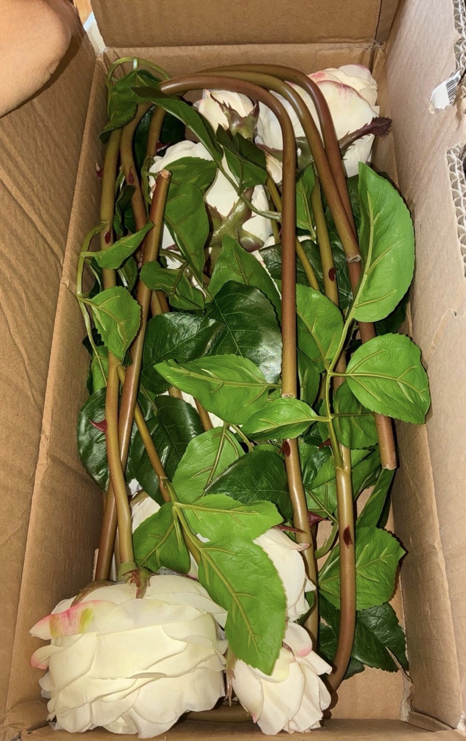 Real Touch Artificial Roses (Set of 6) – 23.6″ Long Stem White Garden Rose