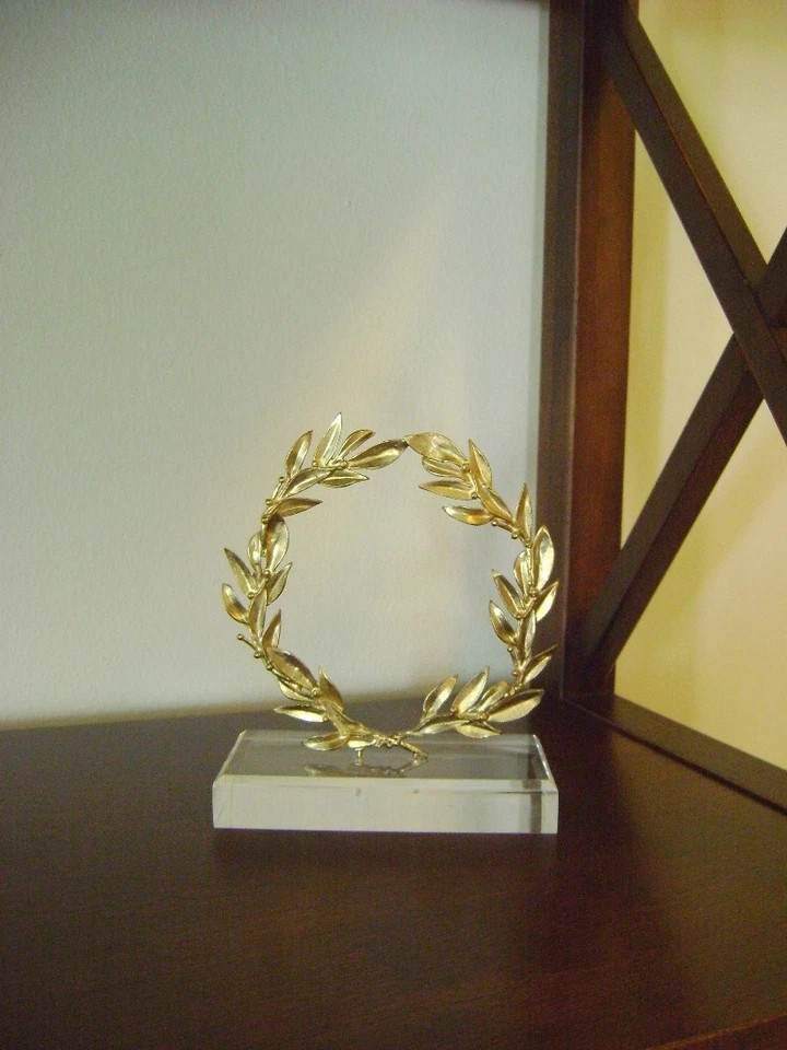 Olive Wreath, Handmade Brass Ornament with Golden Patina – Height 14cm (5.5”)