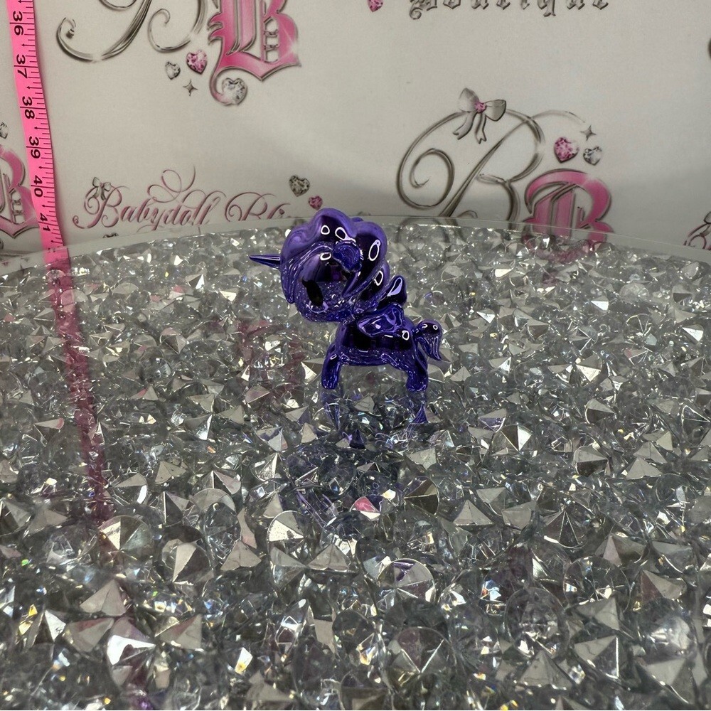 Tokidoki action figurine chrome purple Glossy Purple Glass Unicorn Figurine