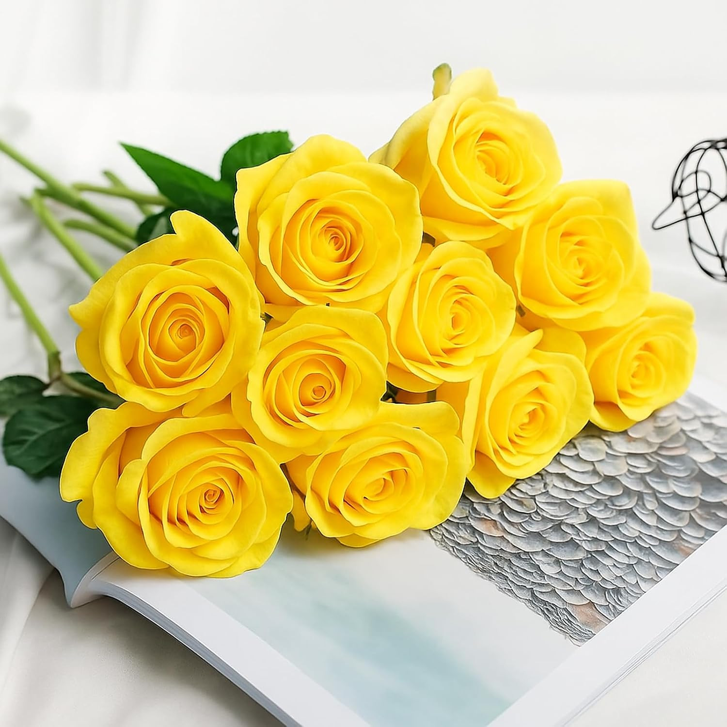 Yellow Roses Artificial Flowers 15 PCS, Fake Roses Silk Flowers with Long Stems