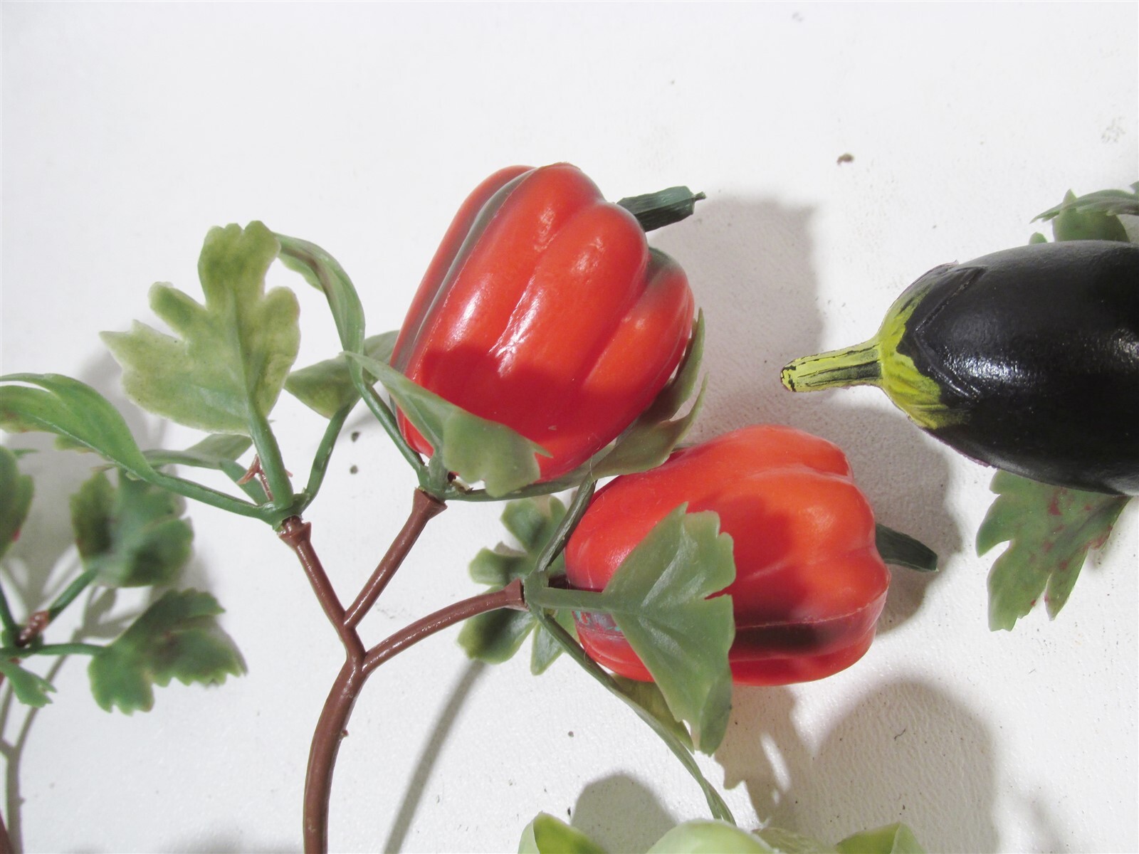 1960s Vtg Plastic Fruit Bunches 8 Floral Pick Pepper Pea Garlic Eggplant Cabbage