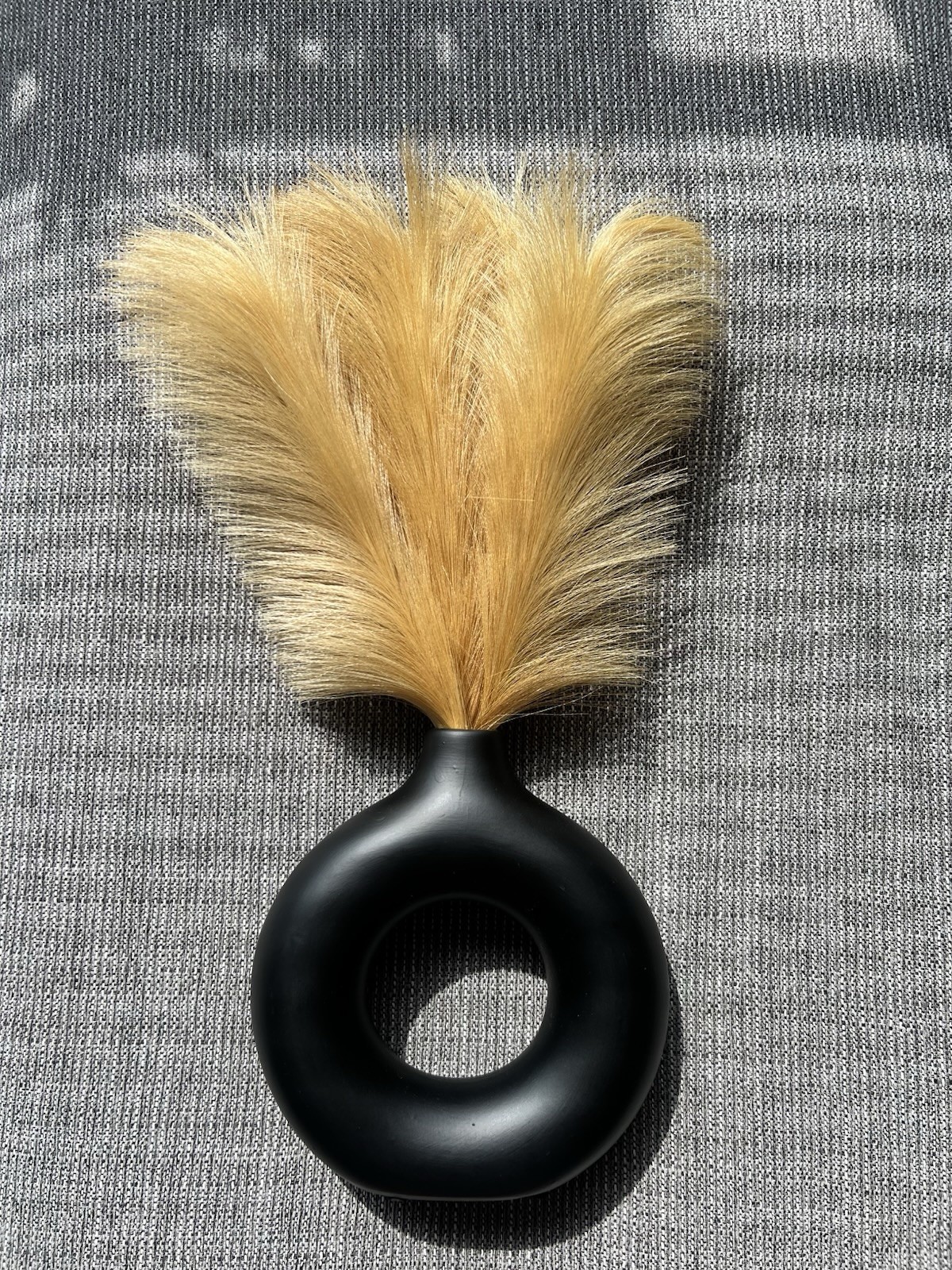 Artificial Pampas Grass Flower Arrangement in Modern Black Vase