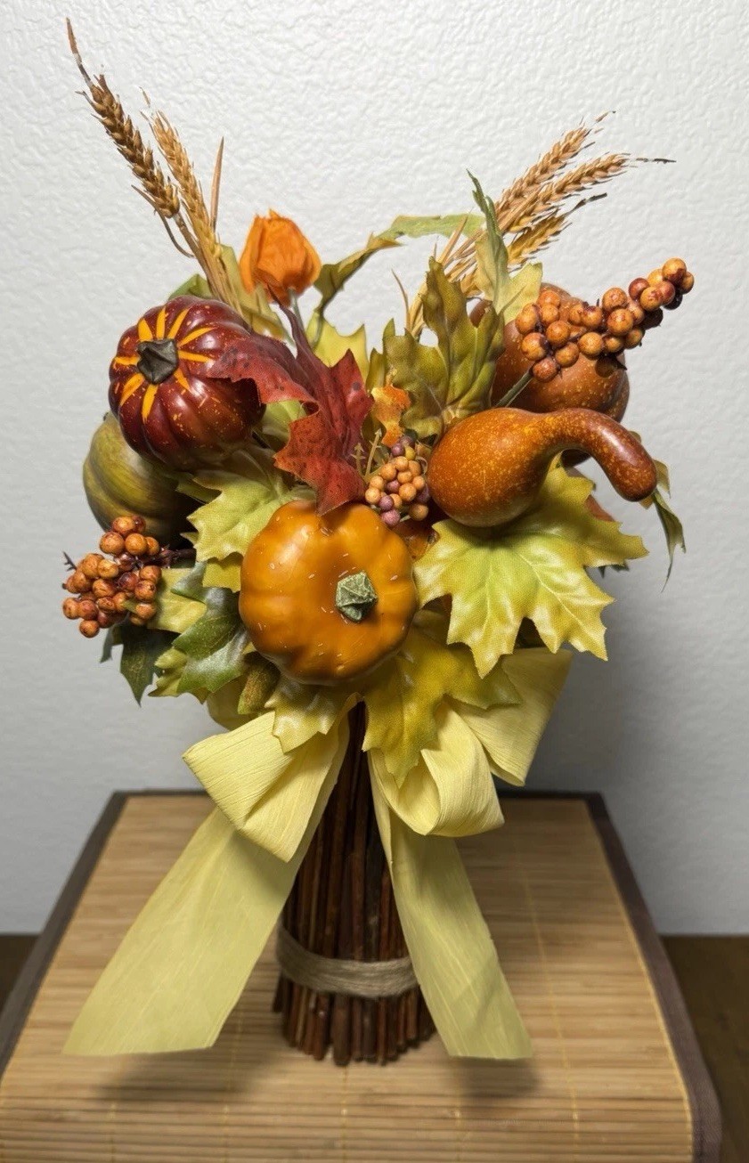 Rustic Farmhouse Pumpkin & Ghourd Floral Bouquet