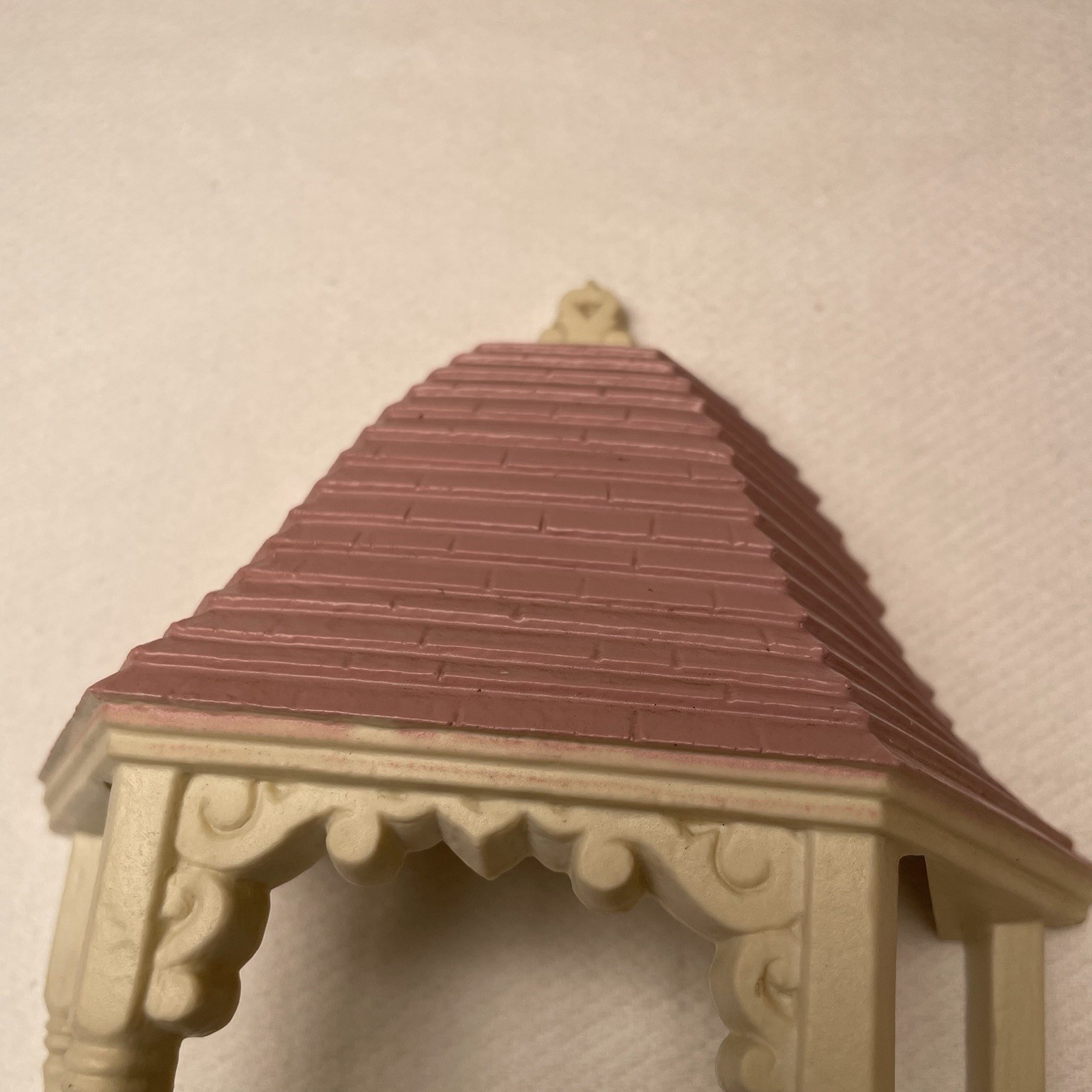 Retro Gazebo Wall Pockets Pair Vintage Cream Pink Plastic 70s Cottagecore Decor