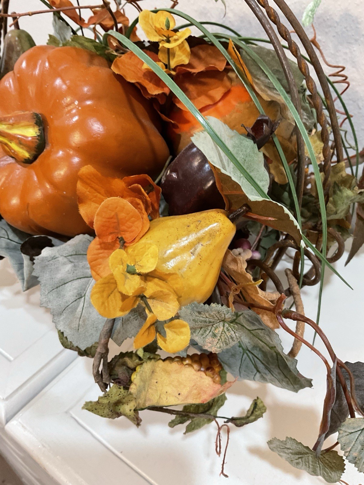 Rustic Metal Basket Fall Leaf Fruit Vegetable Floral Arrangement Centerpiece