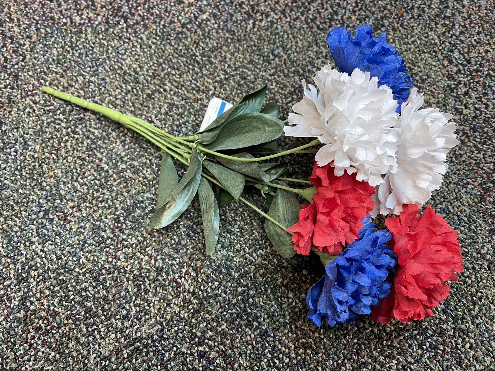 Floral Red White Blue Artificial 6 Stem Bouquet for Indoor Crafting 16″